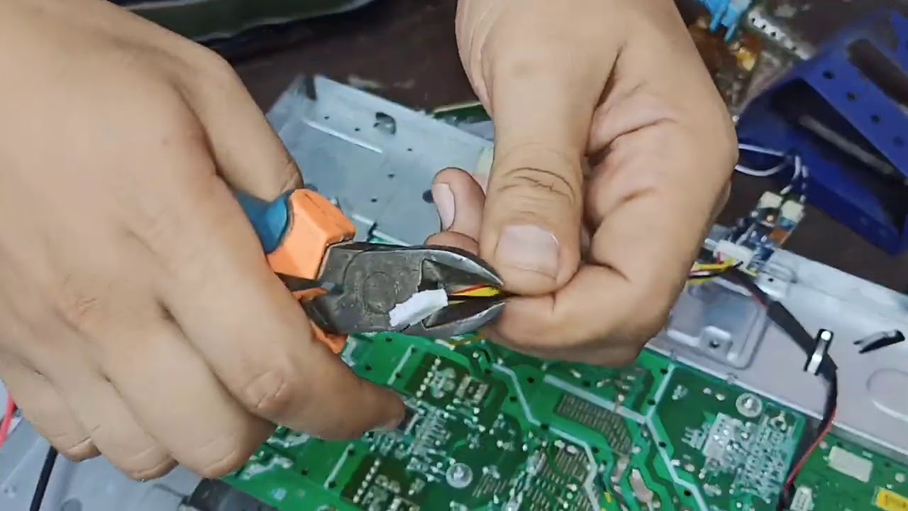طريقه تحويل شاشة Lcd إلى Led بطريقة سهلة و بسيطة