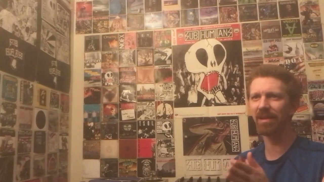 Shnootz - Reaction Video (Eurythmics - She's Invisible Now)