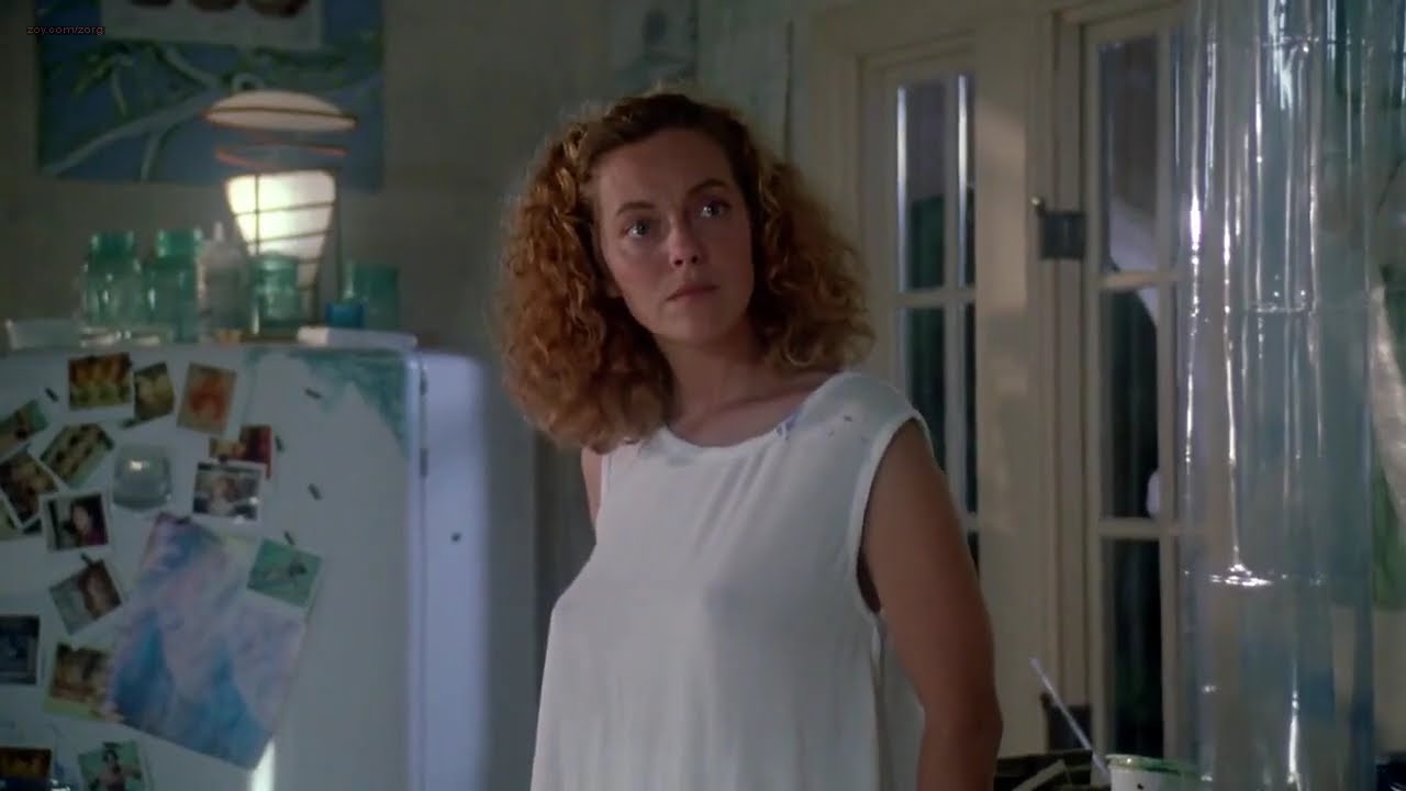 Greta Scacchi braless tshirt—The Player, 720p