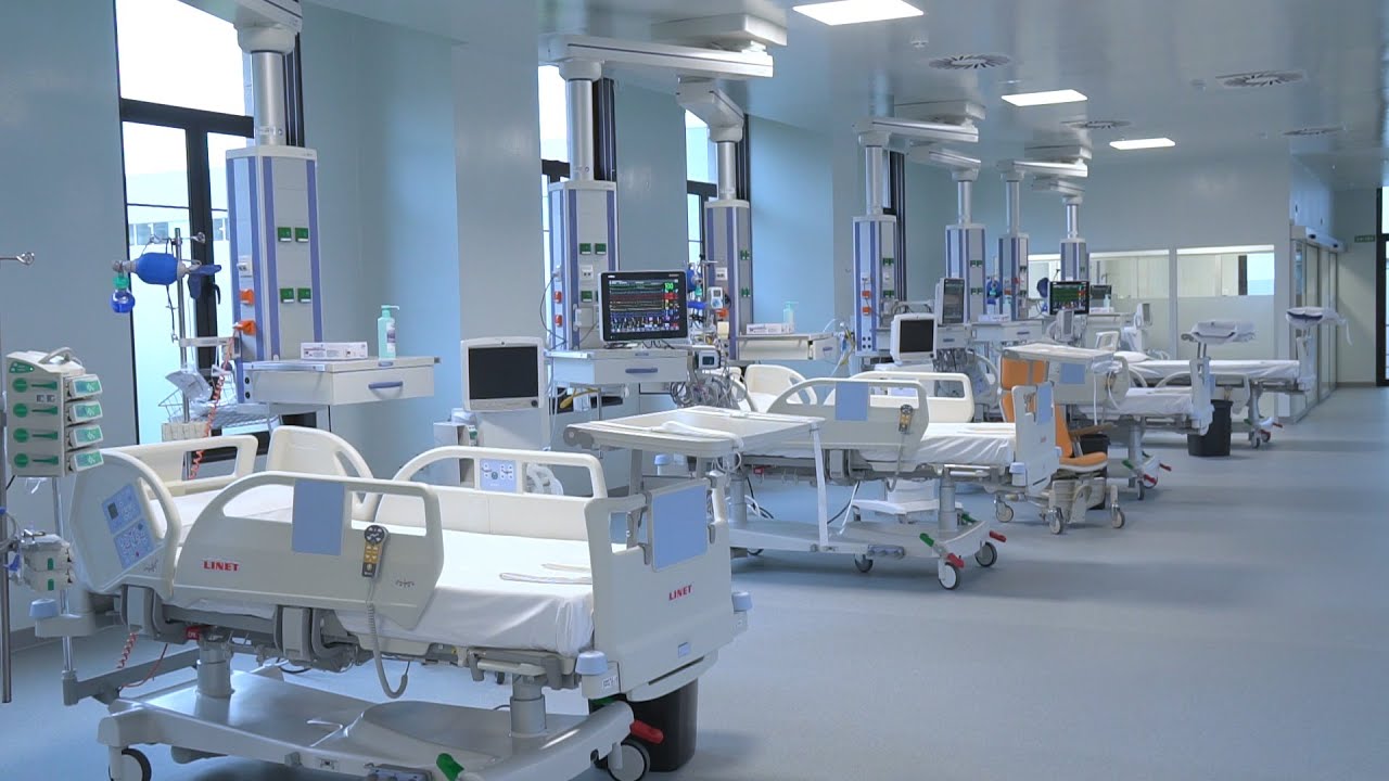 El Hospital Valdecilla ha inaugurado en la planta baja del Pabellón 17 una nueva UCI COVID