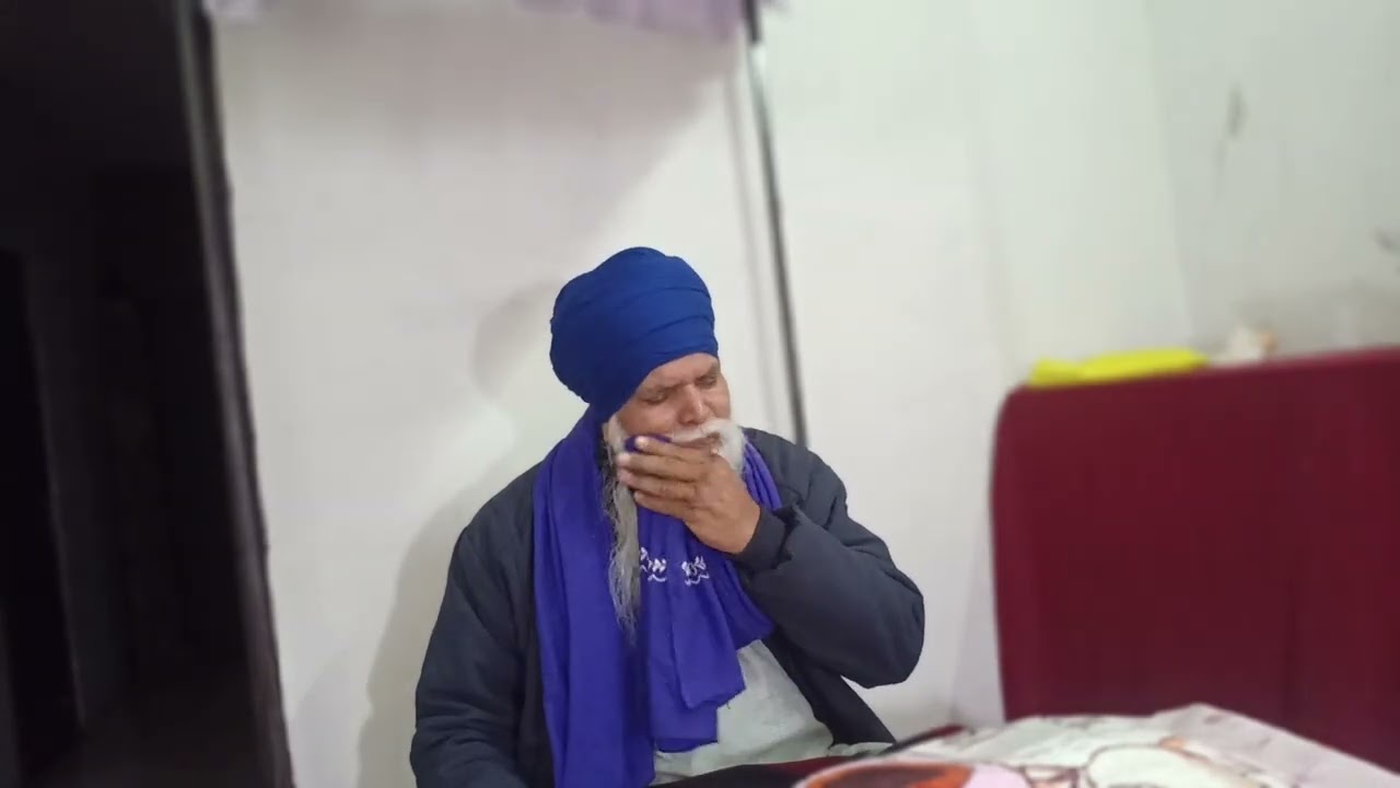 ਜੋ ਮਾਗਹਿ ਠਾਕੁਰ ਆਪਣੇ ਤੇ ਸੋਈ ਸੋਈ ਦੇਵੈ