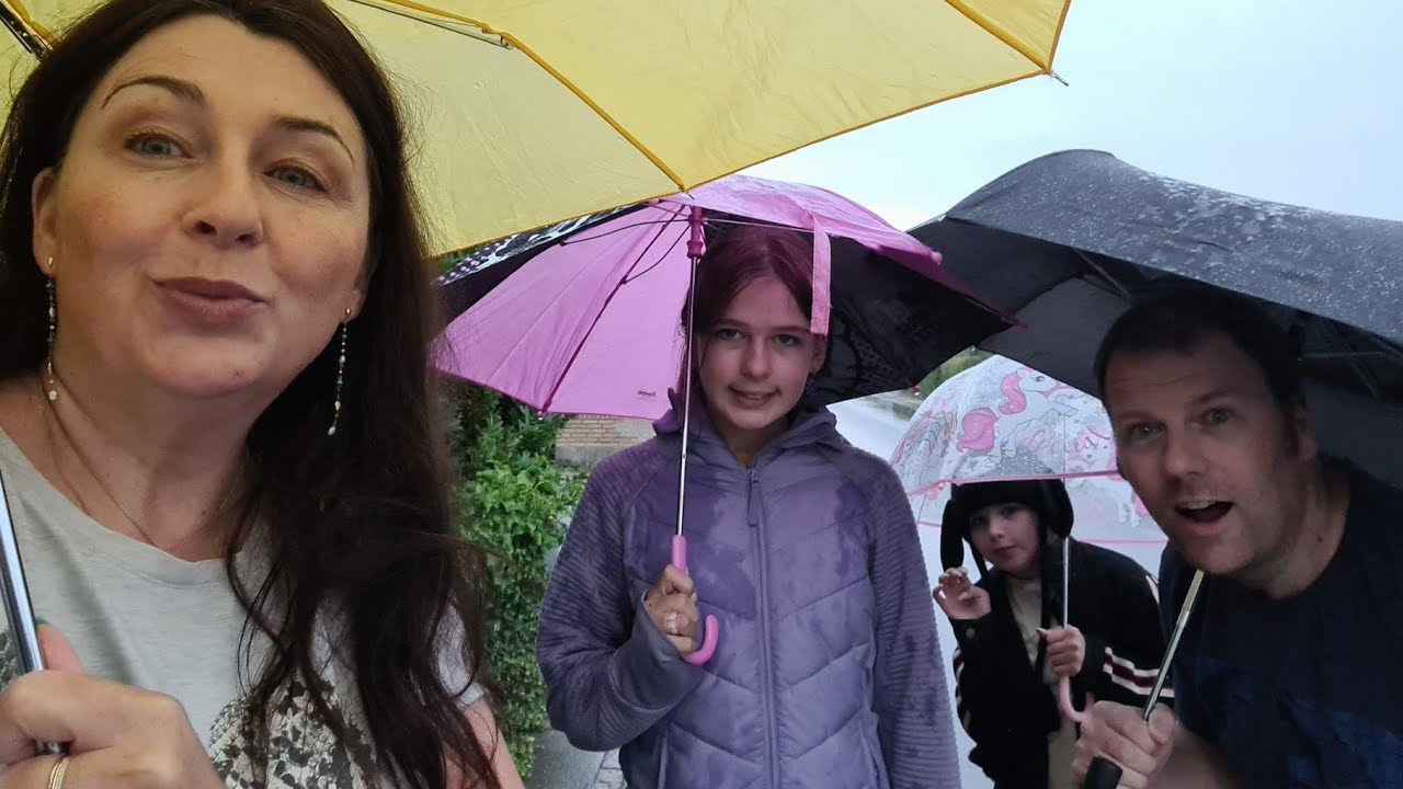 Fia BLIVER BANGE, STRØMMEN GÅR😱TUR ENDER I LYN,TORDEN & REGN⚡️🌧