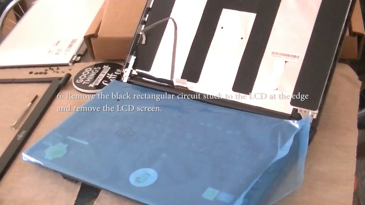 How to replace laptop screen [Fujitsu Lifebook AH532/G52]