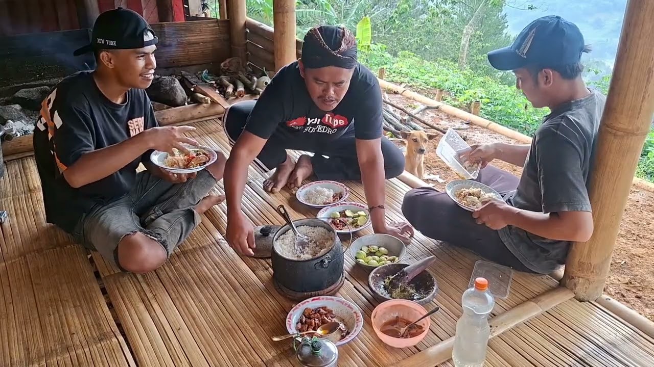 BEGINI LAH NIKMAT NYA HIDUP DI PEGUNUNGAN