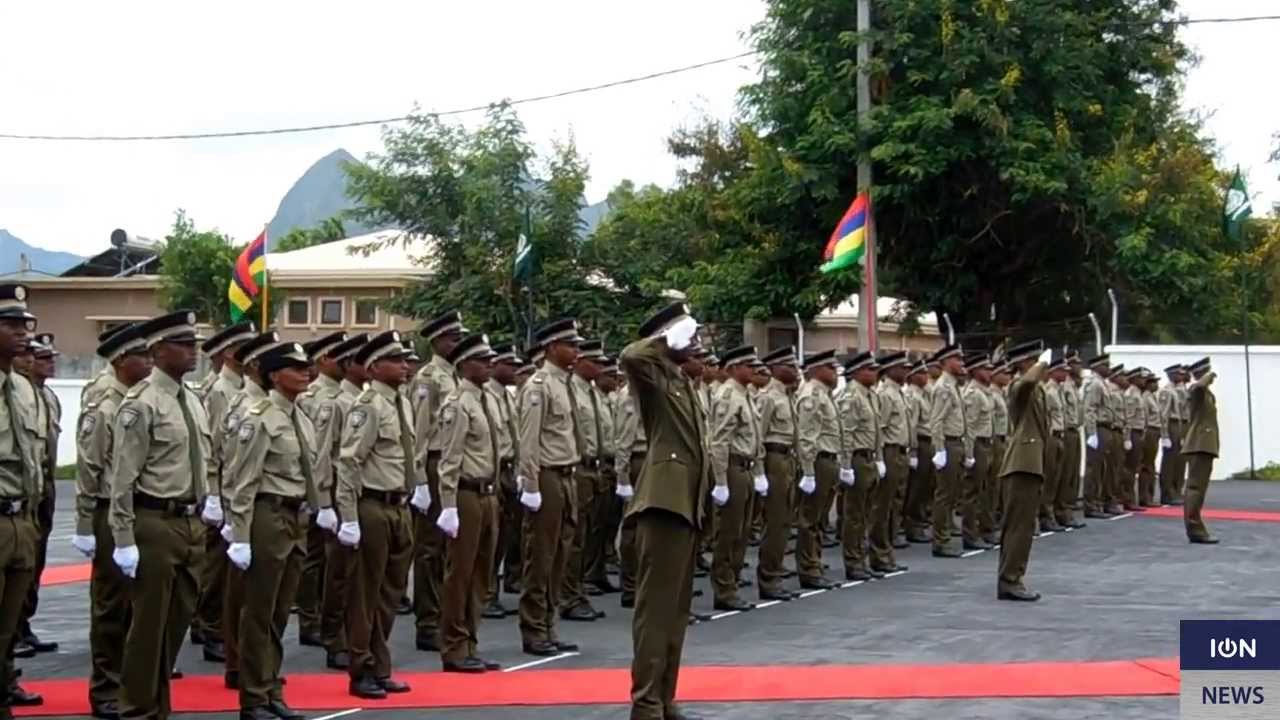 «Passing out parade» des 122 nouvelles recrues des Services de prison