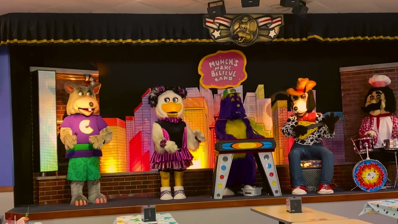 Trio - Chuck E. Cheese's South Toledo, Ohio (June Evergreen 2023)