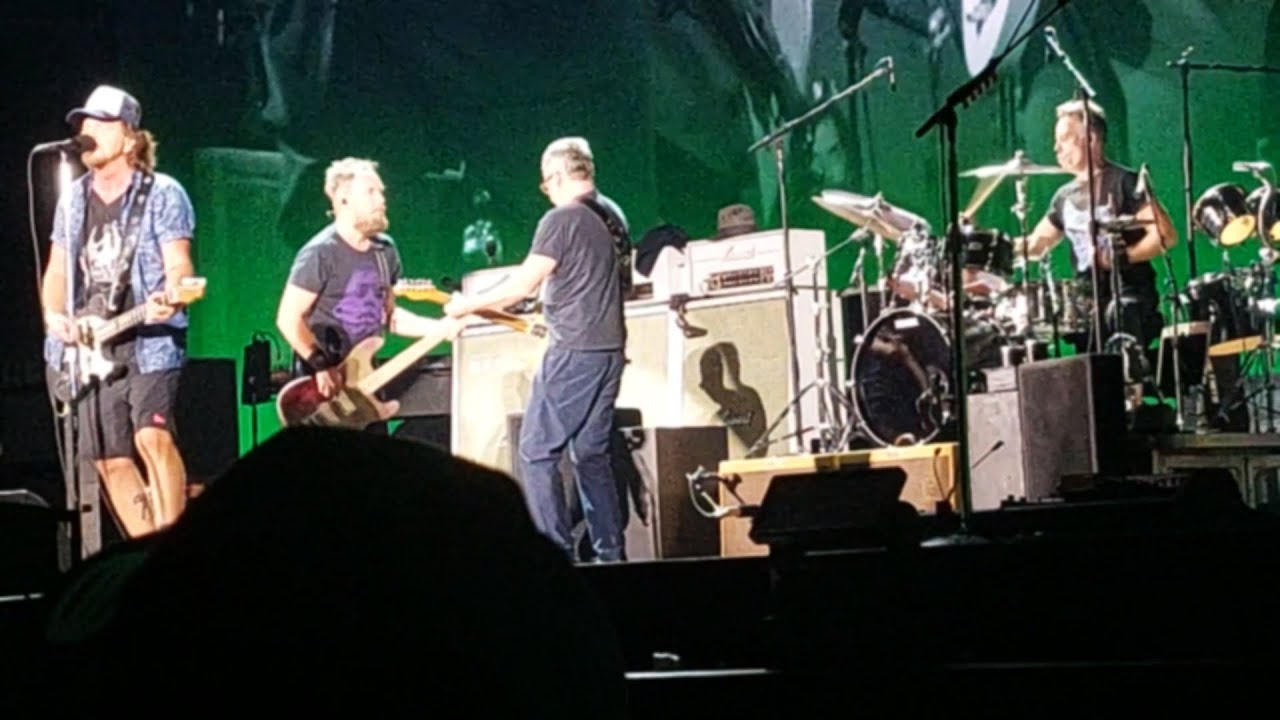 Pearl Jam @ Marvel Stadium - Melbourne, Australia - Sat 16 Nov 2024 (Dark Matter Tour - Full Set)