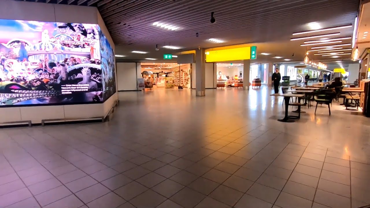 Transfer at Amsterdam Airport Schiphol | NL | D65 to D12 | 23/04/24