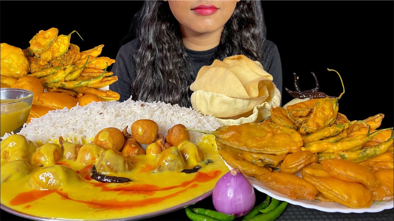 EATING KADHI PAKODA JEERA RICE & 6 TYPES OF DIFFERENT PAKODE | ASMR | MUKBANG | 