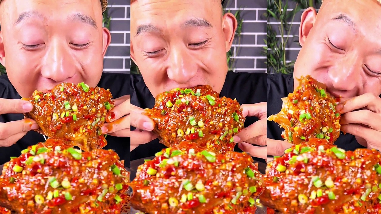 Big Ice Bro's Spicy Beef Ribs are so delicious, one bite and you'll be completely mesmerized!