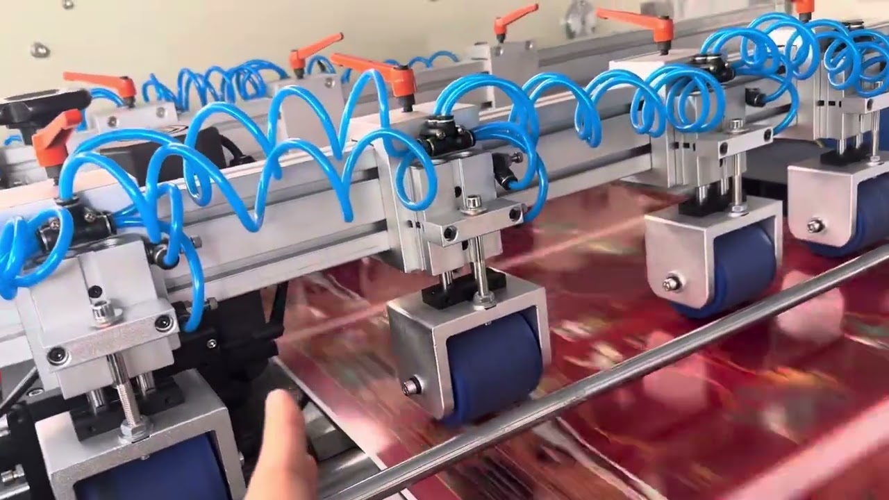 New design ZFM-1080CN Sheet Film Laminating Machine with Flying Knife with Powder Remover