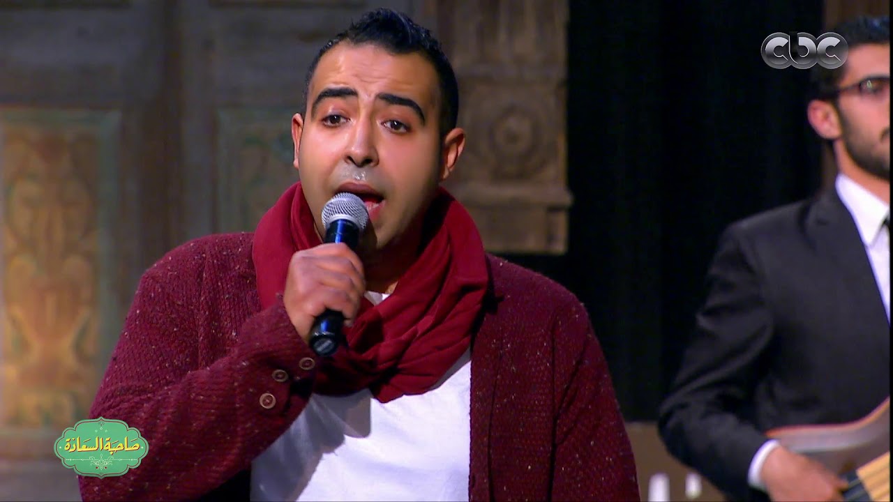 صاحبة السعادة | محمد عدوية يشعل مسرح صاحبة السعادة باغنية “حكاية روح”