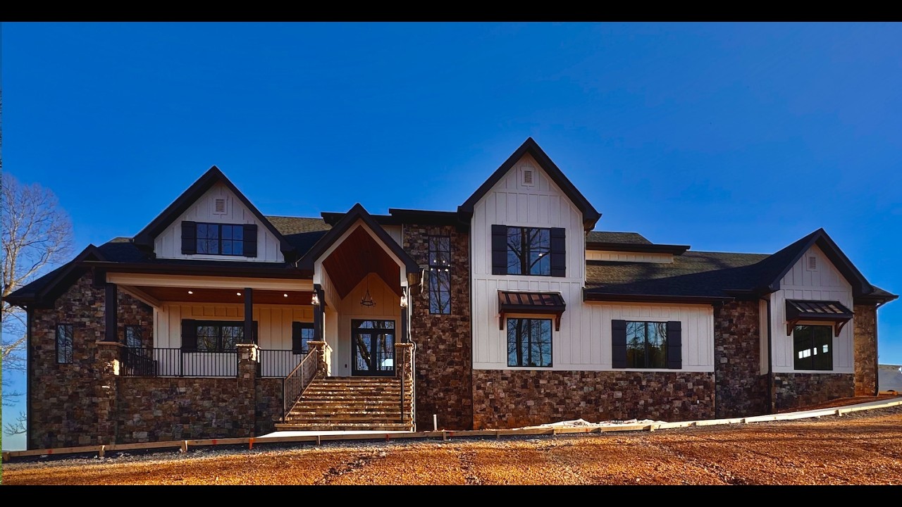 Refined elegance and timeless style in beautiful Jasper Highlands, TN — Episode 272