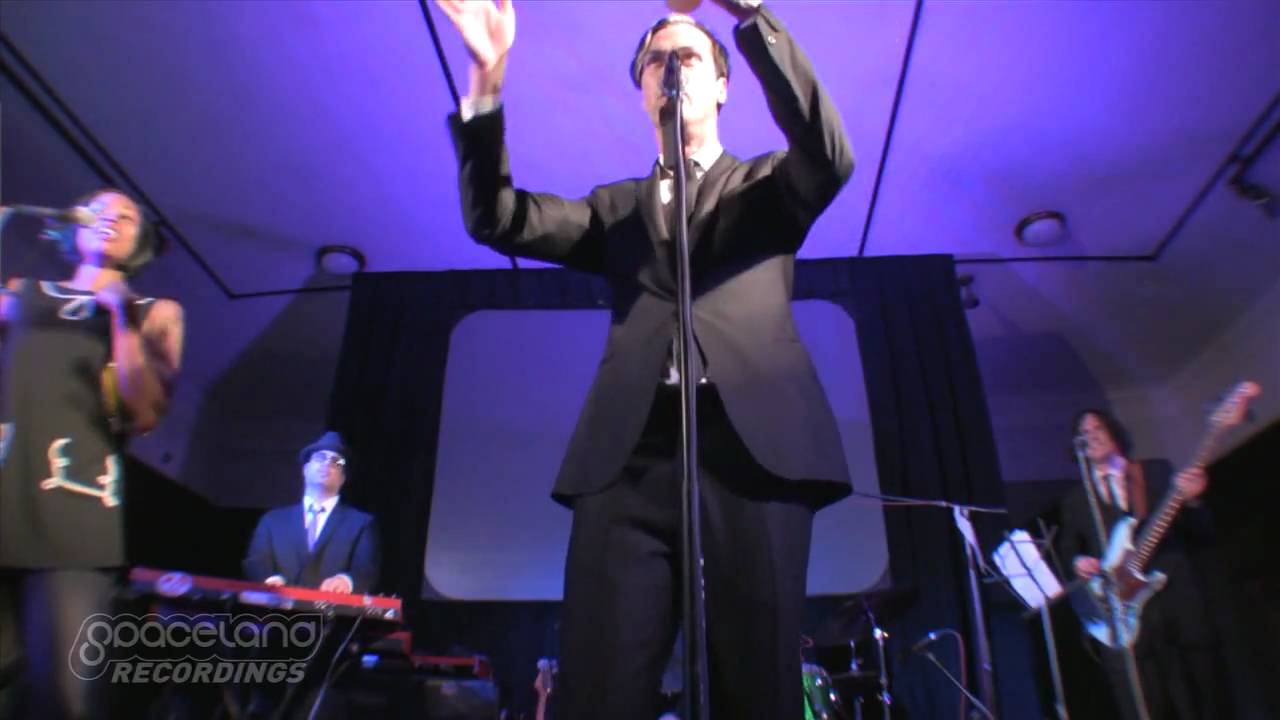 Fitz & The Tantrums: LIVE [First Fridays (at Natural History Museum)] - 
