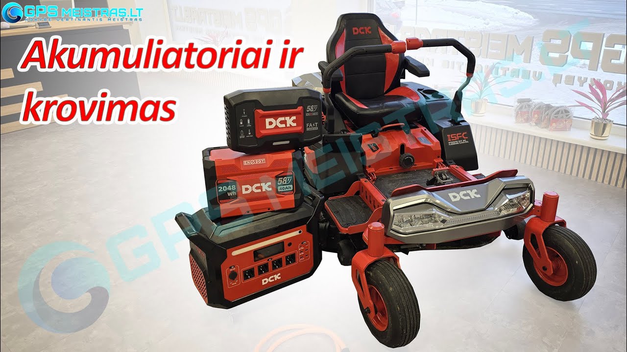 Elektrinis sodo traktorius DCK, akumuliatorius, stotelė ir krovimas