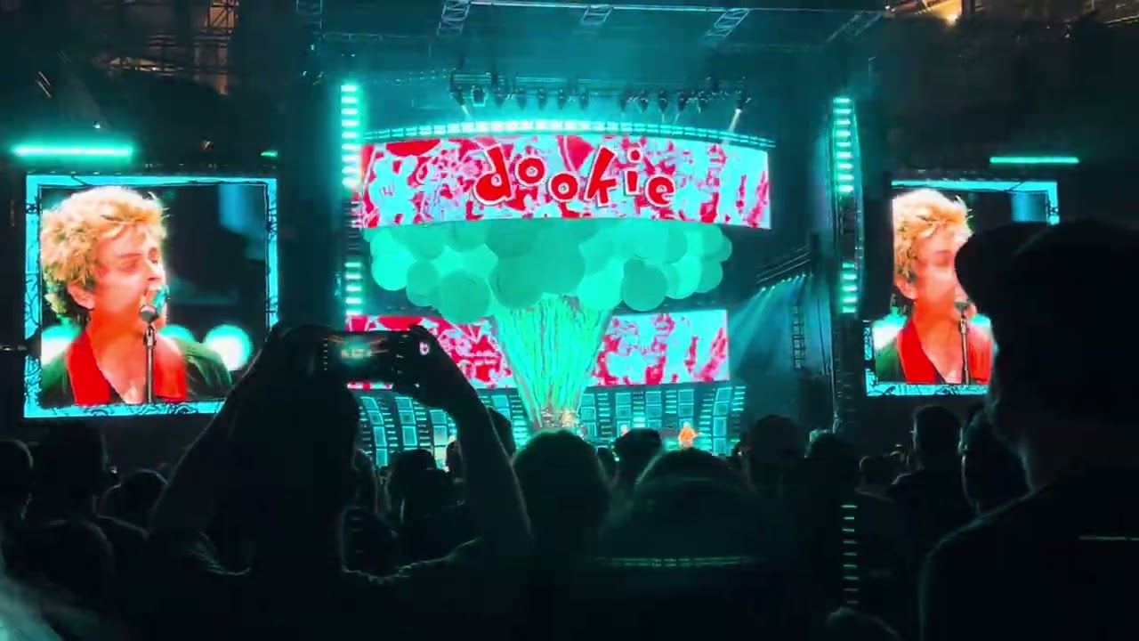 Green Day The Saviors Tour 2024 Full Show @ Globe Life Field Arlington, TX 9/11/24