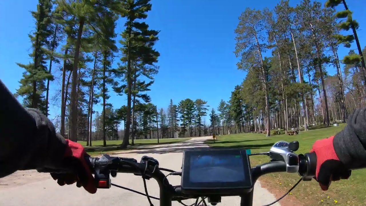Campground Cruise ( Ariel Rider Grizzly )