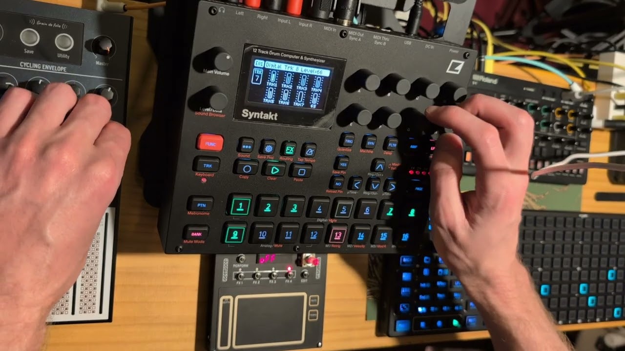 First steps with the #oxione #weareelektron #nts3  #rolands1 #dawless 
