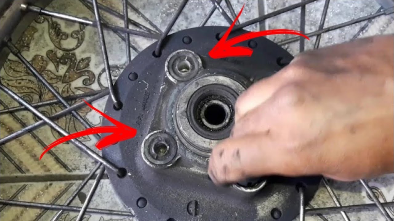 Como trocar as buchas do cubo da Roda traseira da cg 125..