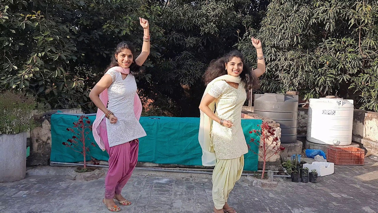 Chhan Ke Mohalla | Dance Cover  | Dance It Out