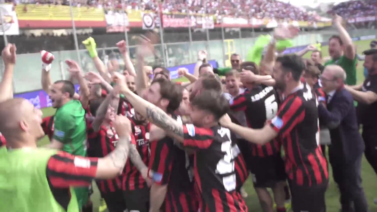 Foggia - Reggina, a fine gara Stroppa parla ai suoi giocatori