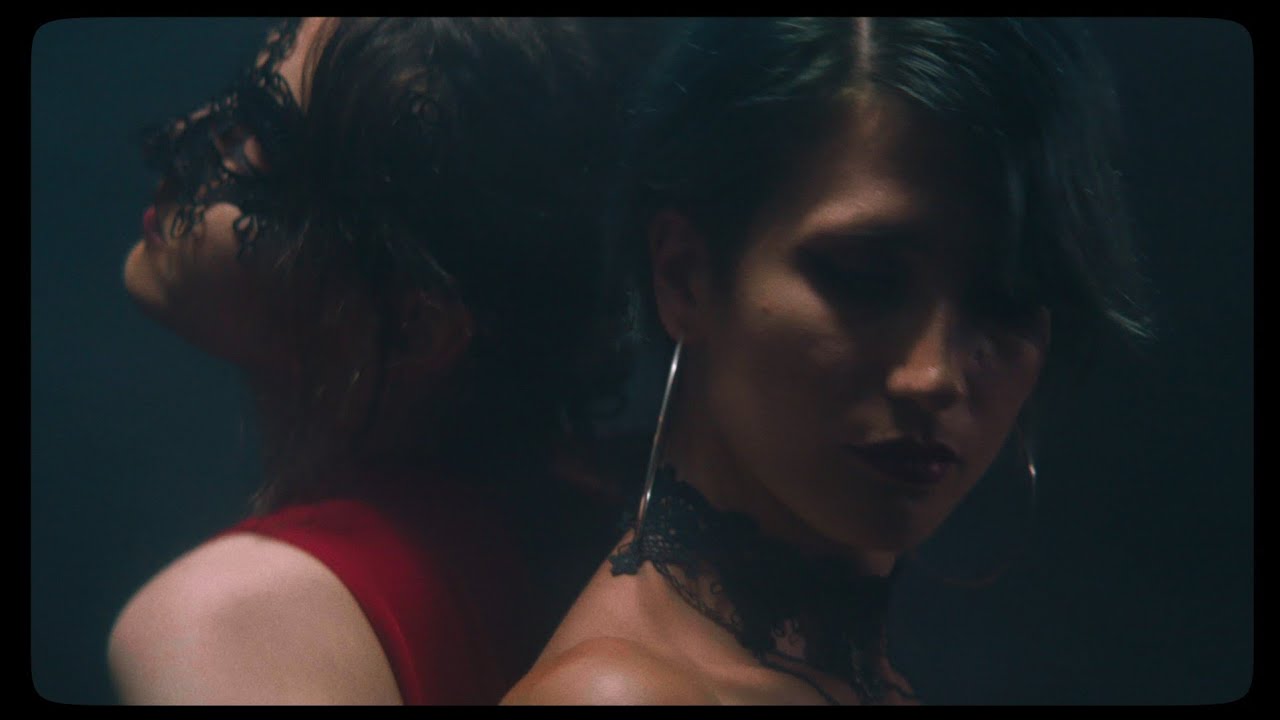 SMOKING ROOM - Pahann (Official Music Video)