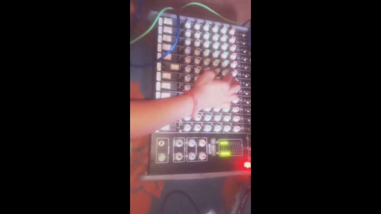 🔥Stranger 🎸SM120E 💻12 Channel🎶Mixer Testing Full Review