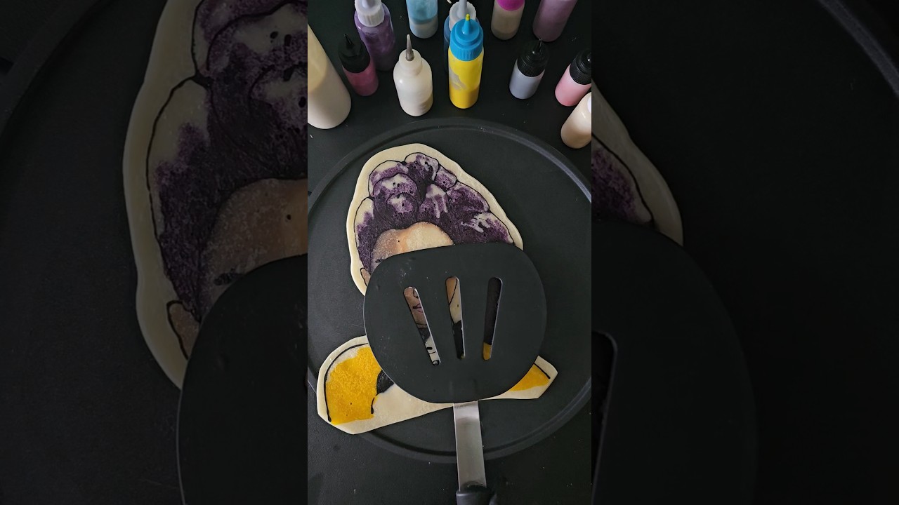 RUMI Huntr/x making pancake art Kpop Demon Hunters #huntrix #kpopshorts
