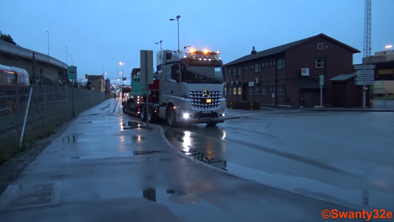 4K| Mercedes-Benz Arocs 2663 Hauling a Kobelco SK270SR Excavator
