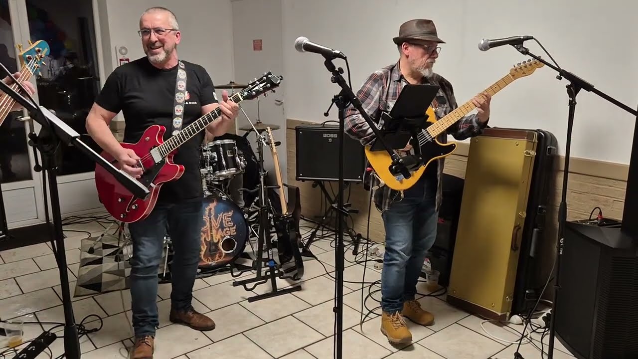 MOON MARTIN : Bad news (Love and Rage) Love&Rage loveandrage #livemusic