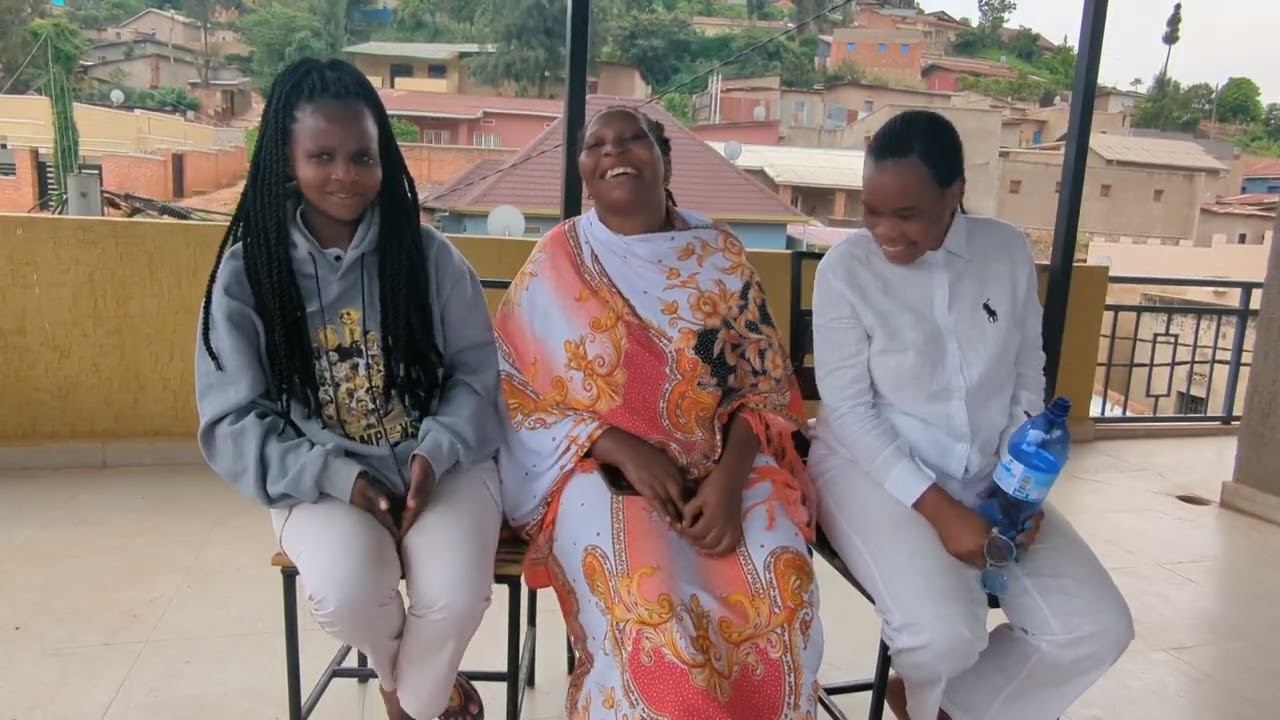 AHA NDUMIWE PE NTAMWE MUNYURE UKUNTU ABAGORE ARABAGOME NGO NZOVU ANNYA KUBURIRI