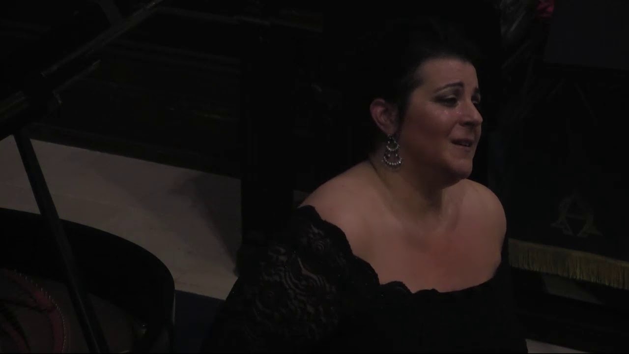 Mezzo-Soprano Janara Kellerman sings 