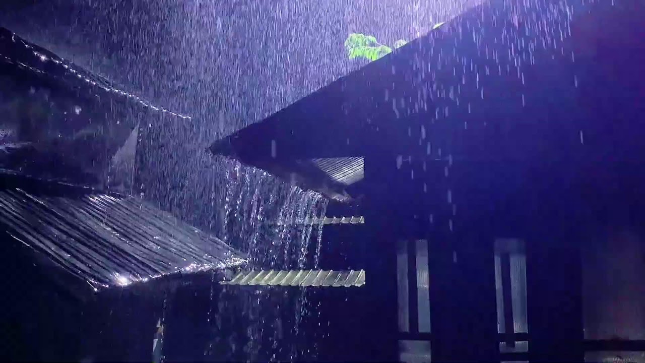🌧️ Beat insomnia in 3 minutes with heavy rain and thunder on the tin roof in the park at night
