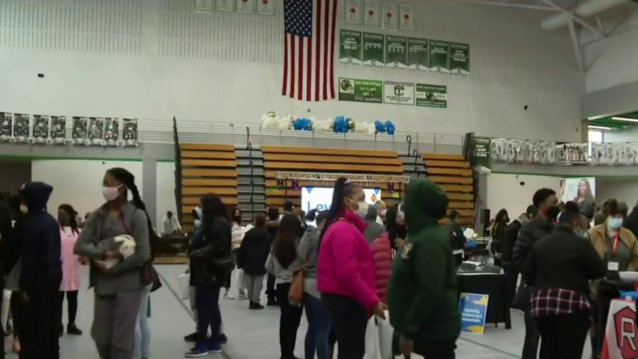 Expo held to showcase programs at Detroit high schools