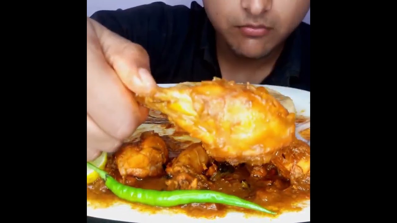 Delicious fried chicken thighs