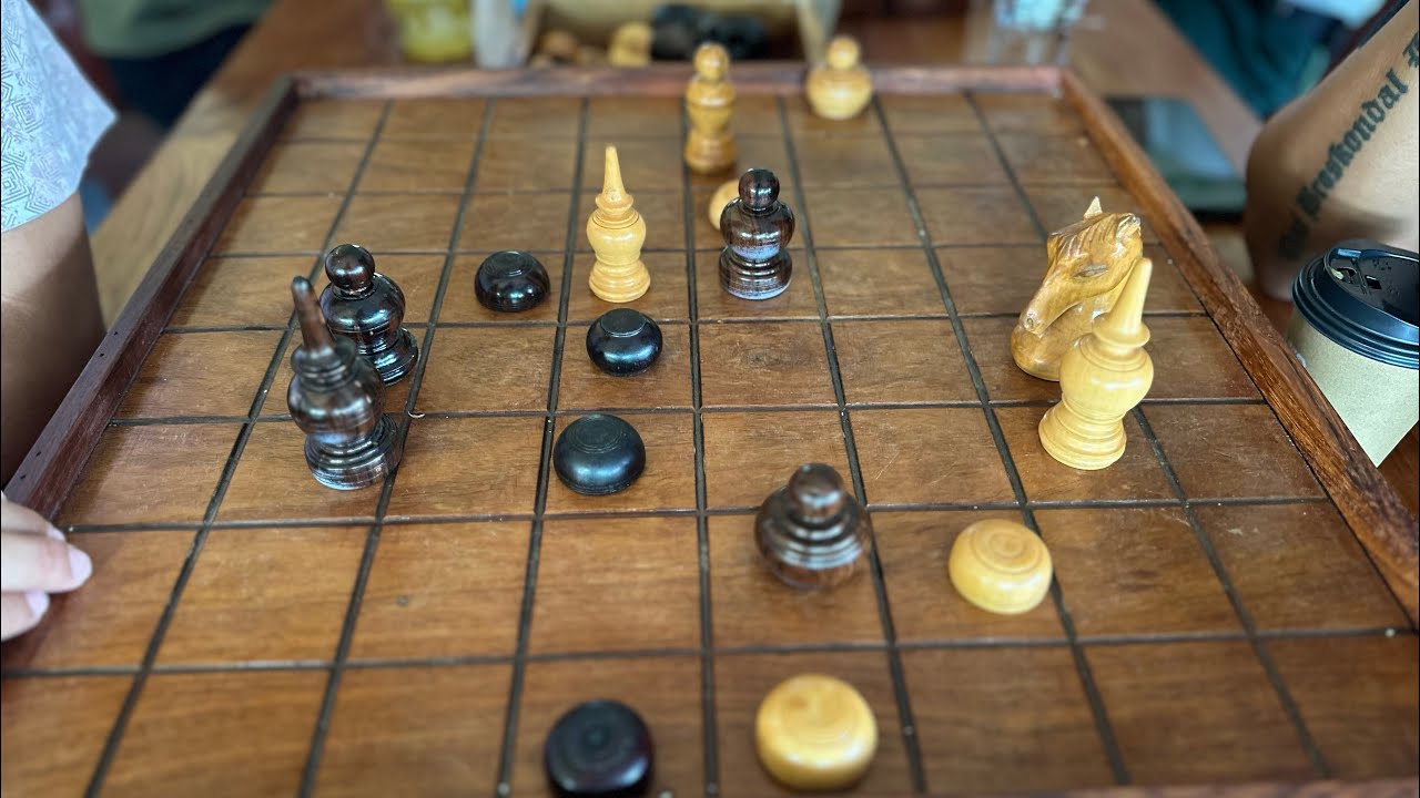 កុំប្រហើនពេកប្រូ😂 គូសងសឹក ក្ដៅស្លឹកត្រចៀកហើយ រវាង តោកំណាច គឹមជ្រា ស ប៉ះជាមួយបងឈុន ស្ដេចកនខ្មៅ 🥰