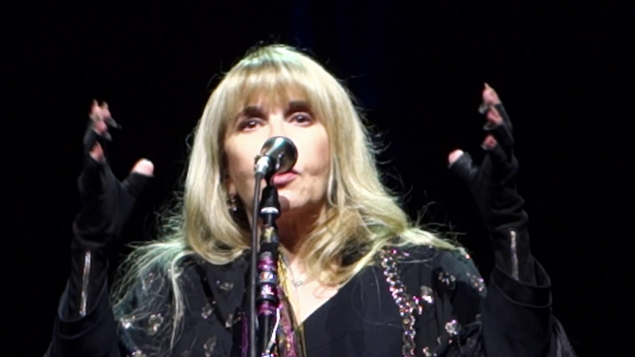 11. Stevie Nicks - Stand Back (08.11.2017)