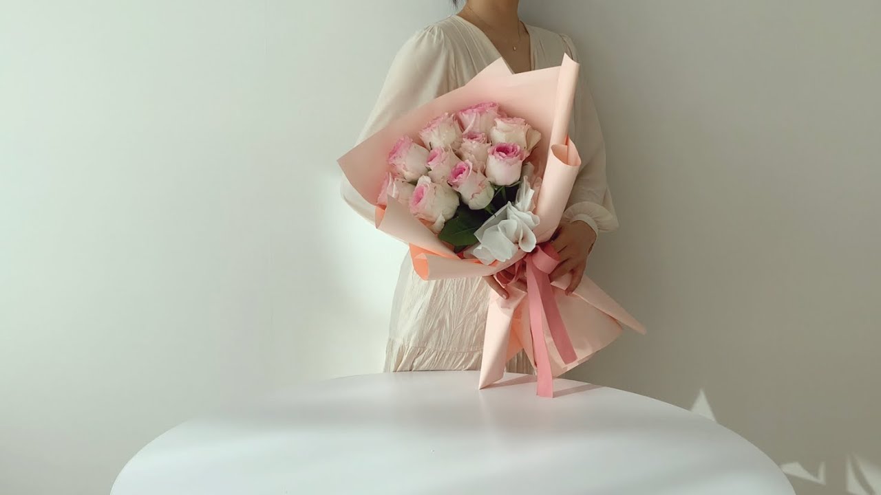 [꽃다발 만들기] 다이소 재료와 장미 한단으로 꽃다발 / 한단 꽃다발 1탄 (스파이럴 하는 법) / Making bouquet with a bunch of roses