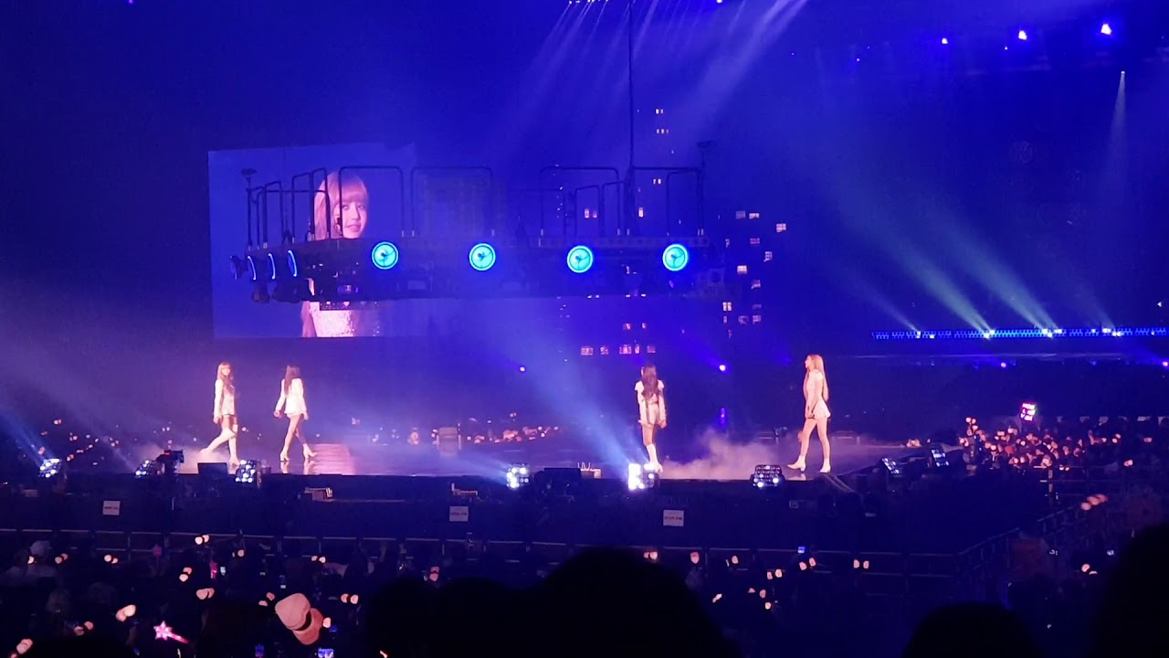BLACKPINK 