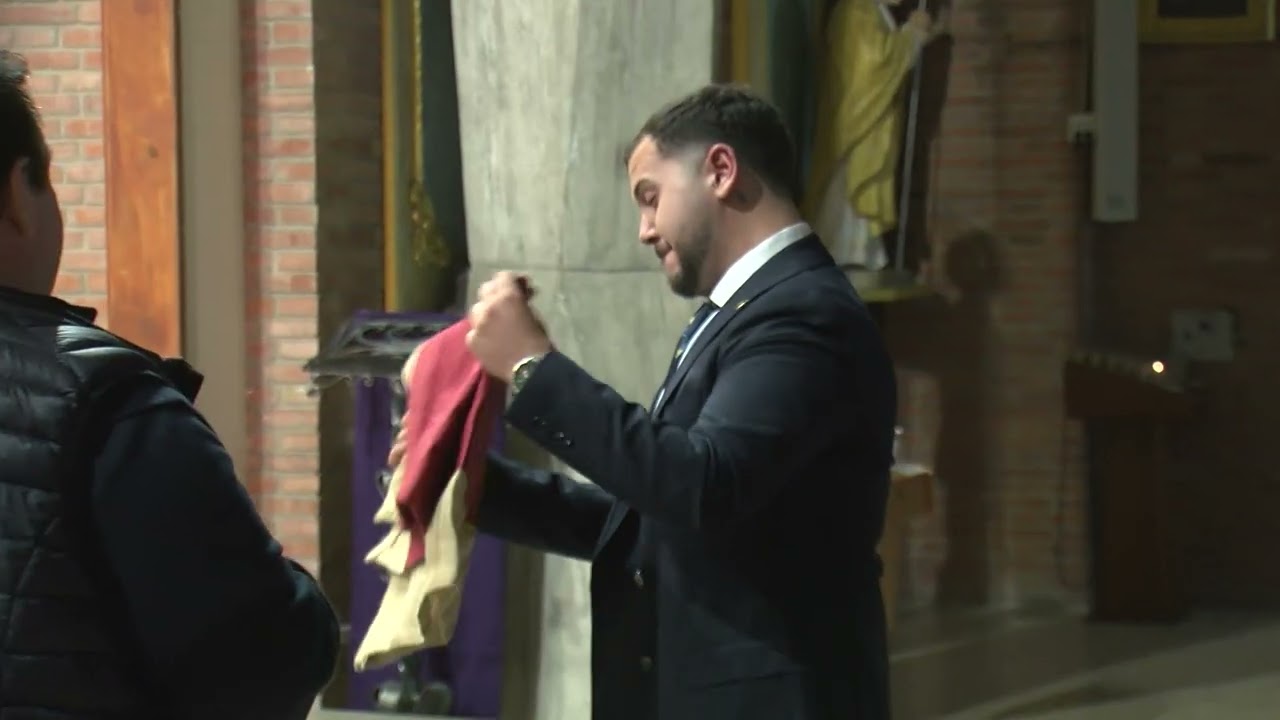 La Iglesia María Auxiliadora acoge el  XXVI pregón del costalero organizado por la Borriquita
