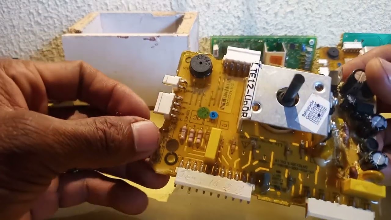TESTANDO OS TRIAC/VENHA APRENDER