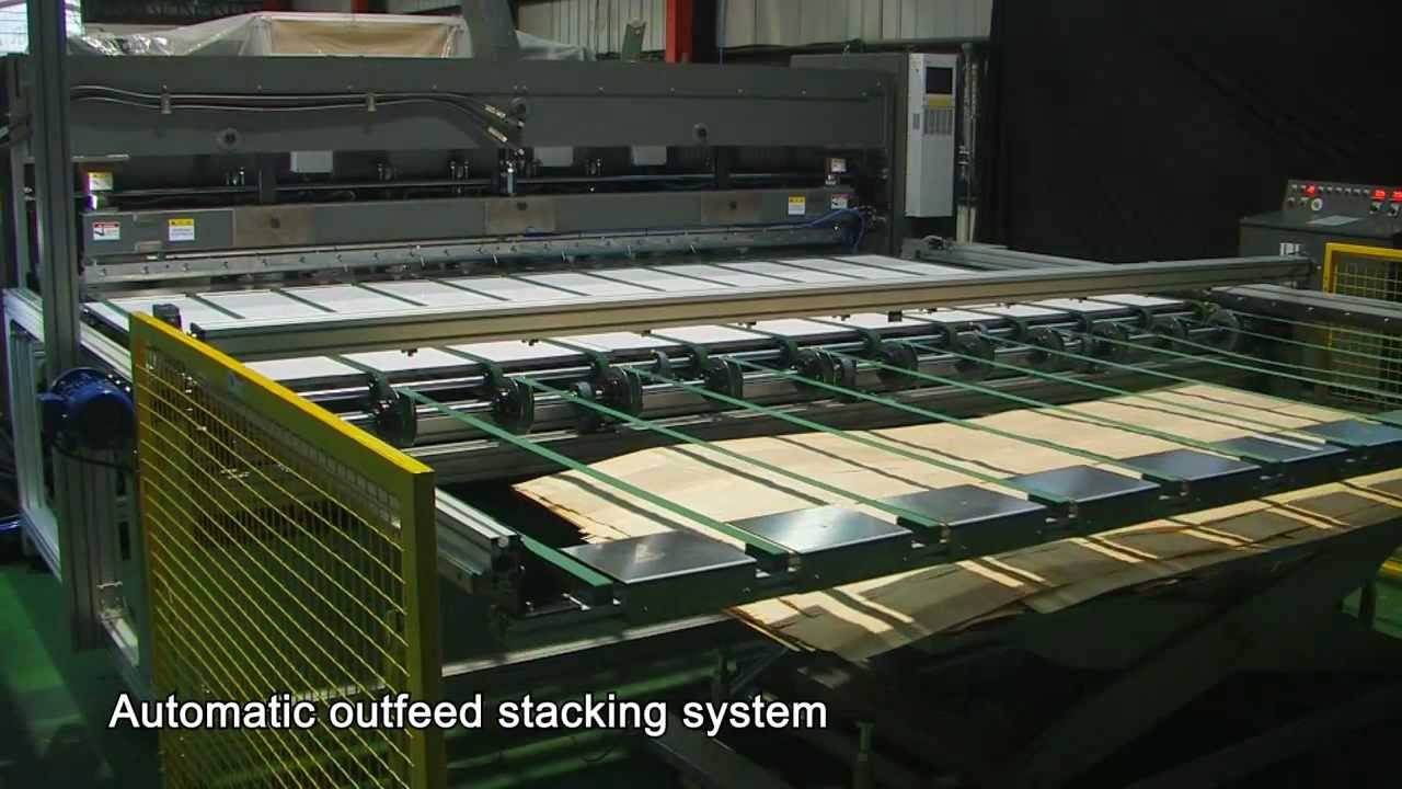 Taiwan INNOVATOR's Crossfeed Veneer Splicer-Model:UltiMate series