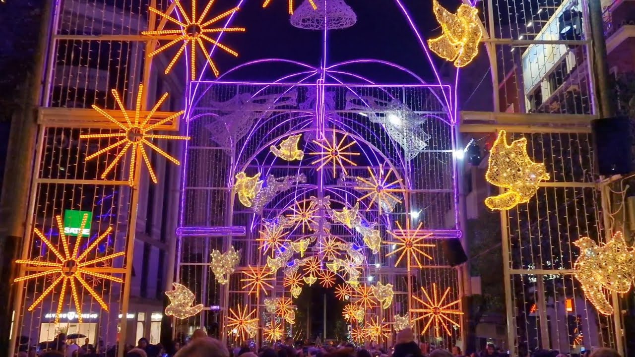 La Catedral de la Navidad, es un espectáculo de luz y sonido con 55.000 hasta el 7 de enero
