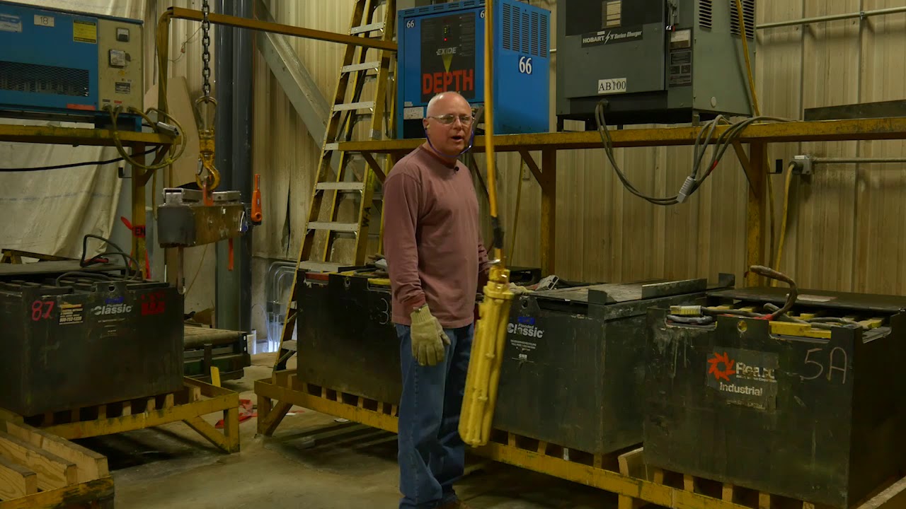 Fork Lift Battery Change