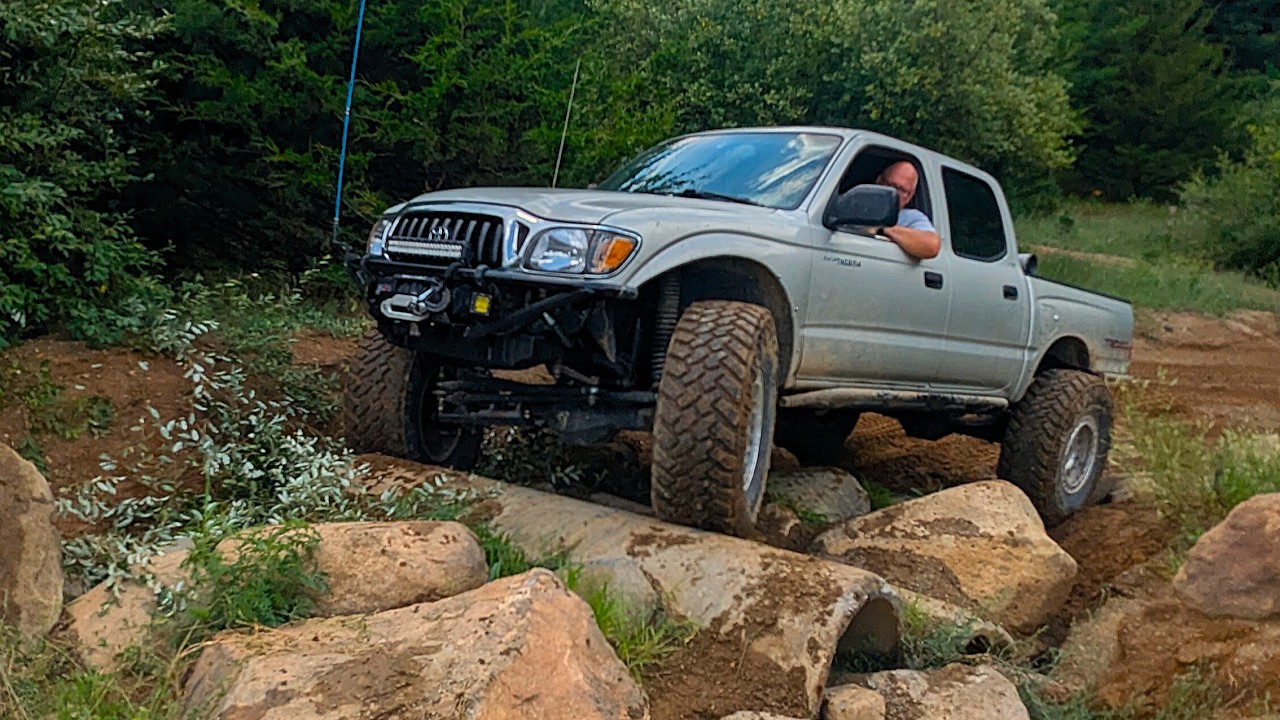 1st Gen Tacoma Offroad Build Breakdown