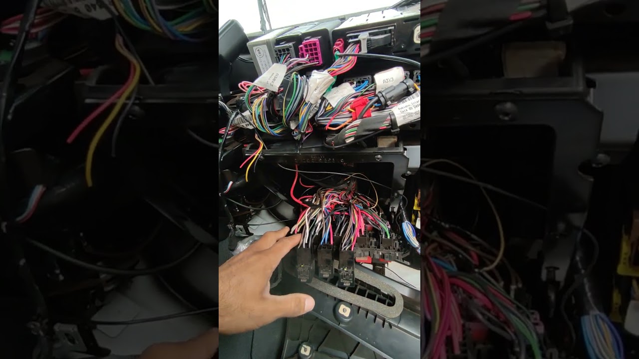 Instalação de rastreador e telemetria Mercedes-Benz AXOR 3131