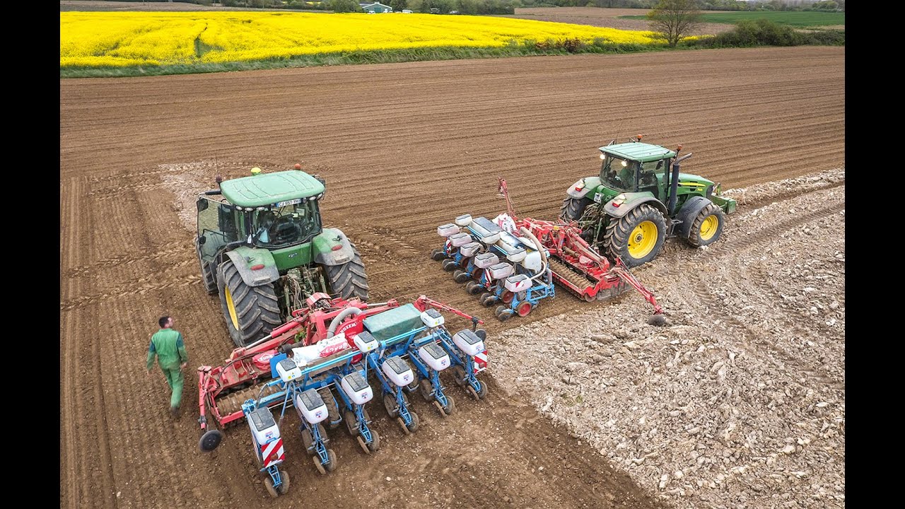 CUMA PLURIEN I 2X JOHN DEERE I CORN SEEDING