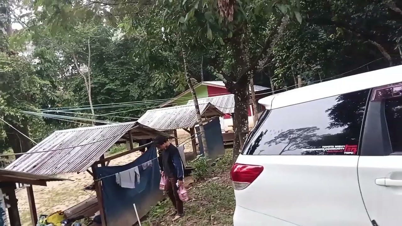NO 3   SINGGAH BERMALAM DI DKCC CAMPSITE GERIK PERAK