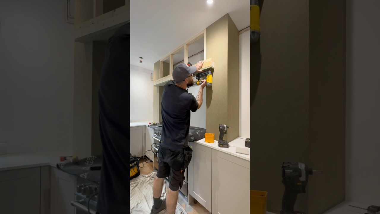 With mantles in kitchens becoming more and more popular, I thought I&rsquo;d share how I do mine.