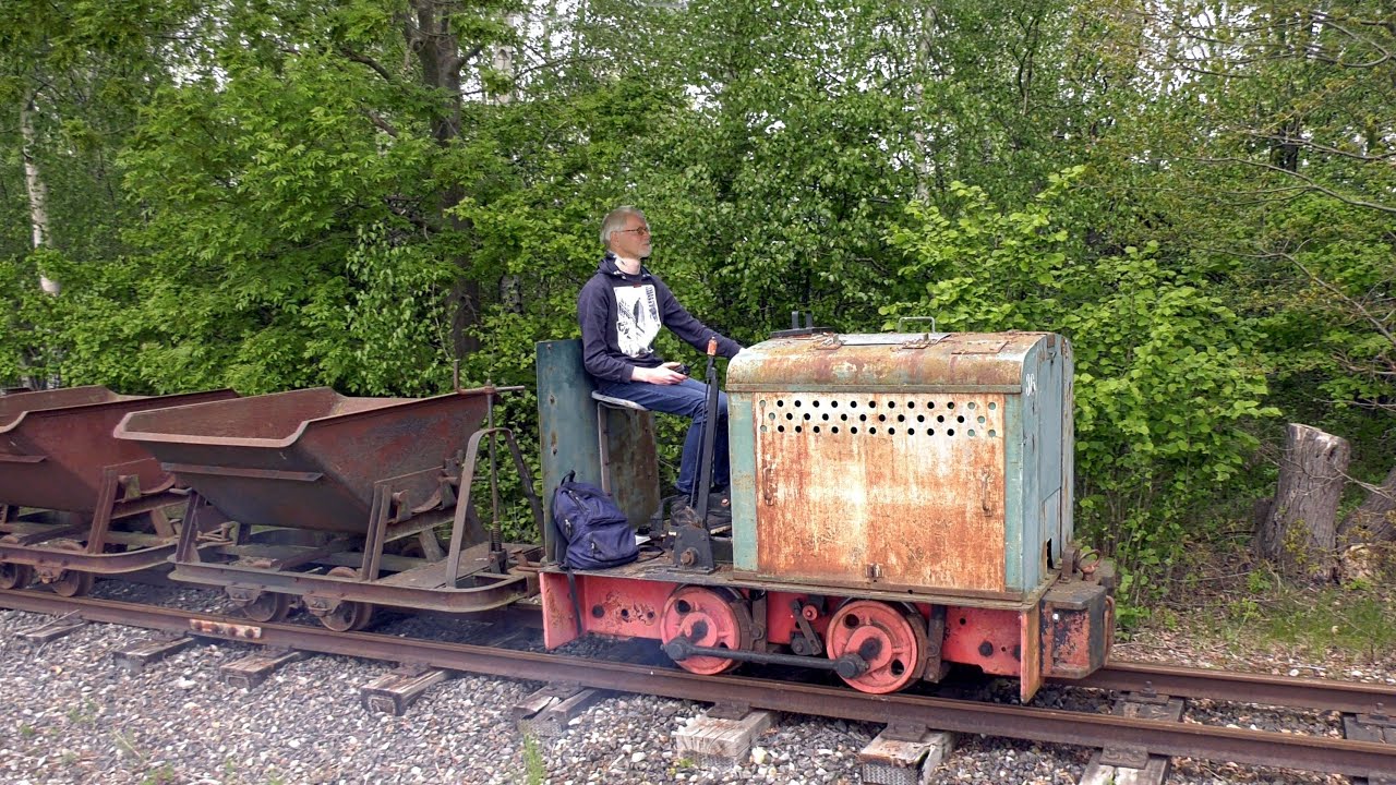 Feldbahnlok Deutz OMZ 117 mit 